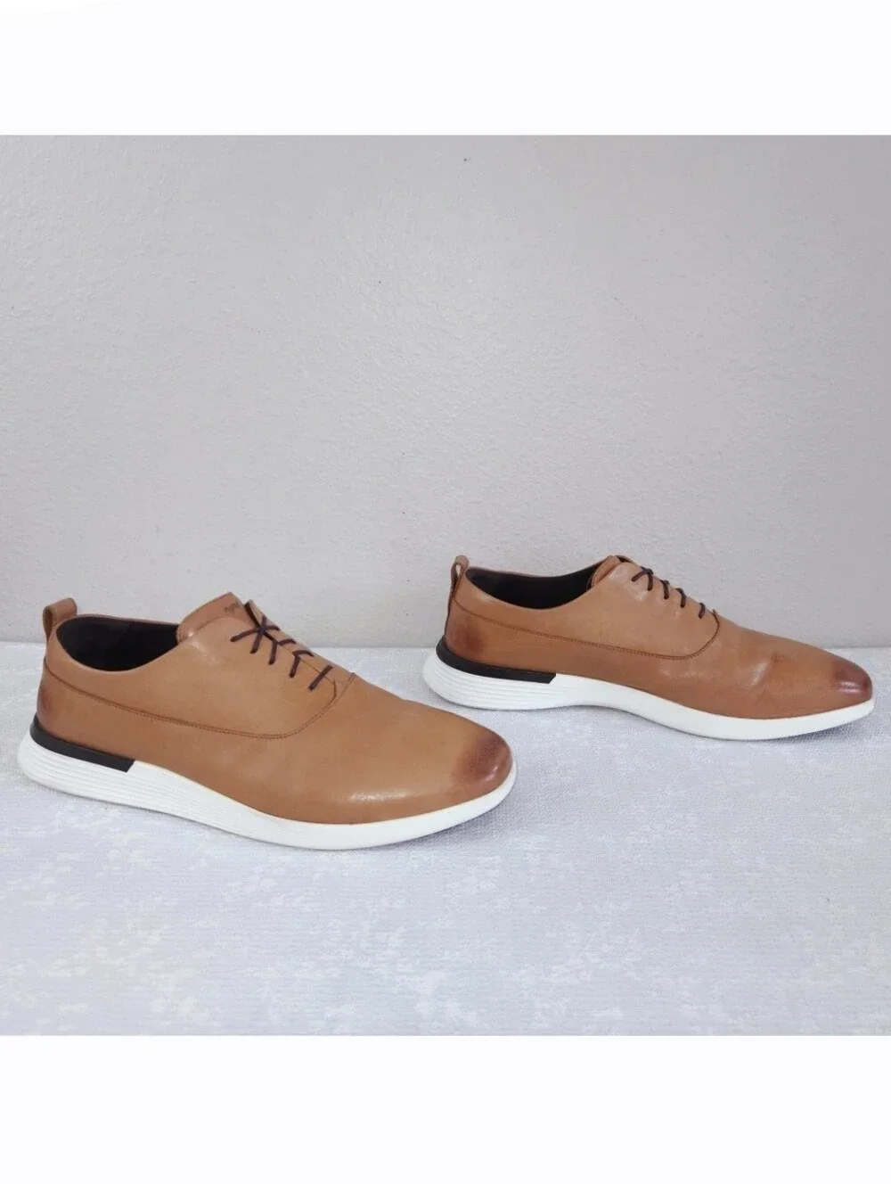 Wolf & Shepherd Crossover Longwing Oxford US 14